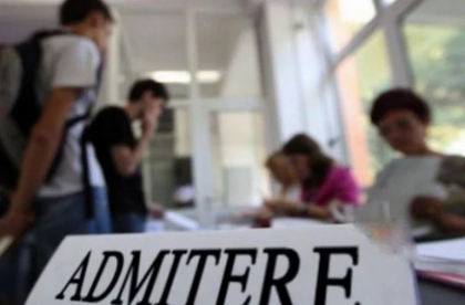 Câți tineri au fost admiși la locurile cu finanțare bugetară în cadrul colegiilor și a centrelor de excelență din țară. Datele MEC