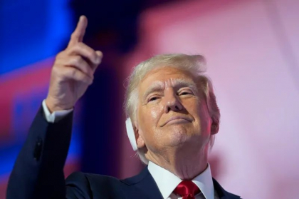 Donald Trump obține amânarea sentinței în dosarul banilor pentru vedeta porno Stormy Daniels. Judecătorul se va pronunța după alegeri Donald Trump obține amânarea sentinței în dosarul banilor pentru vedeta porno Stormy Daniels. Judecătorul se va pronunța după alegeri
