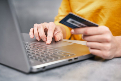 Premieră. De pe 16 septembrie, moldovenii vor putea procura valori mobiliare de stat, fără intermediari, prin intermediul unei platforme Premieră. De pe 16 septembrie, moldovenii vor putea procura valori mobiliare de stat, fără intermediari, prin intermediul unei platforme