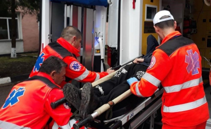 Peste 14 mii de solicitări la Urgenţă timp de o săptămână. Persoanele cu boli cardiovasculare au apelat cel mai des ambulanţa Peste 14 mii de solicitări la Urgenţă timp de o săptămână. Persoanele cu boli cardiovasculare au apelat cel mai des ambulanţa