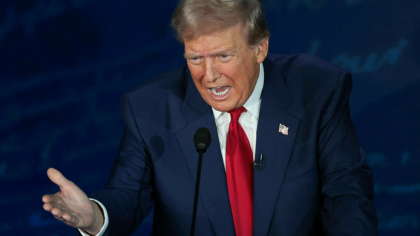 „Nici nu mâncăm pisici şi câini”. Germania îi răspunde lui Trump în legătură cu afirmațiile inexacte făcute la dezbatere