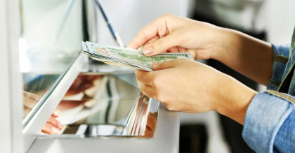 Curs valutar BNM pentru 13 septembrie. Cât costă astăzi un euro și un dolar - FOTO