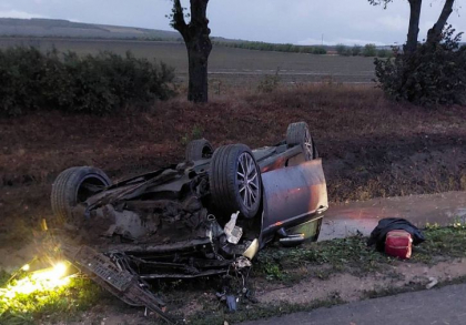 Accident grav la Orhei. O fetiță de doi ani a fost transportată la spital, după ce două mașini s-au lovit violent. Poliția vine cu detalii - FOTO Accident grav la Orhei. O fetiță de doi ani a fost transportată la spital, după ce două mașini s-au lovit violent. Poliția vine cu detalii - FOTO