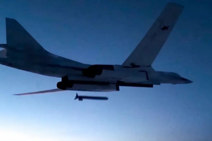Bombardiere strategice rusești, lovituri aeriene cu rachete de croazieră în cel mai mare exercițiu militar de după destrămarea URSS