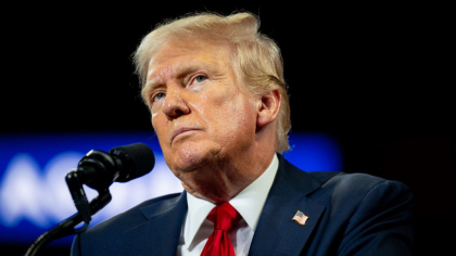 Focuri de armă trase în apropierea lui Donald Trump. Fostul președinte „este în siguranță” Focuri de armă trase în apropierea lui Donald Trump. Fostul președinte „este în siguranță”