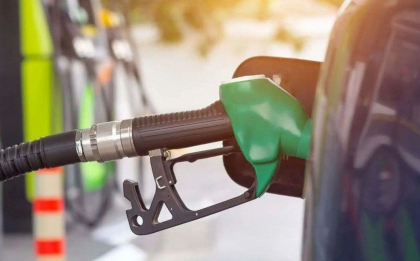 Carburanții tot mai ieftini. Noile prețuri stabilite de ANRE pentru benzină și motorină - FOTO