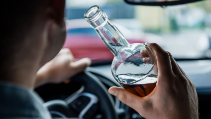 Un bărbat din Ialoveni - condamnat la șase luni de închisoare pentru că a urcat băut la volan și fără permis de conducere. Acesta este anunțat în căutare Un bărbat din Ialoveni - condamnat la șase luni de închisoare pentru că a urcat băut la volan și fără permis de conducere. Acesta este anunțat în căutare