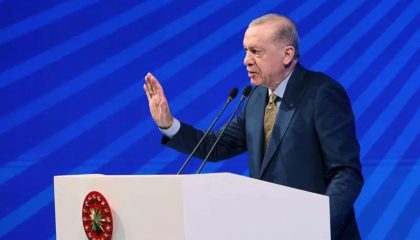 Recep Erdogan declară că Turcia își va adânci relațiile cu Estul, dar că rămâne cu fața la Vest