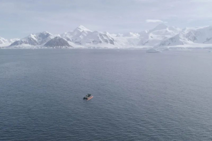 Oamenii de știință s-au uitat în premieră sub un ghețar din Antarctica. Ceea ce au descoperit reprezintă un potențial dezastru pentru planetă
Oamenii de știință s-au uitat în premieră sub un ghețar din Antarctica. Ceea ce au descoperit reprezintă un potențial dezastru pentru planetă