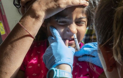 Fără injecții. A fost aprobat primul vaccin antigripal care poate fi administrat acasă, fără ajutorul unui cadru medical Fără injecții. A fost aprobat primul vaccin antigripal care poate fi administrat acasă, fără ajutorul unui cadru medical