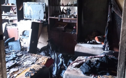 Locatarii unui bloc din Bălți au fost evacuați de urgență, după ce un apartament a luat foc - FOTO