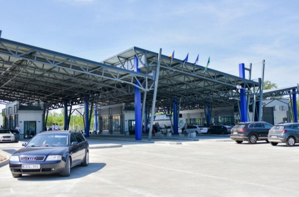 Șoferul a riscat degeaba: Ce au găsit vameșii într-un camion care venea din Italia - FOTO Șoferul a riscat degeaba: Ce au găsit vameșii într-un camion care venea din Italia - FOTO