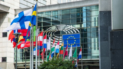 Aproape jumătate dintre funcționarii Parlamentului European, pe lista pentru majorări salariale Aproape jumătate dintre funcționarii Parlamentului European, pe lista pentru majorări salariale