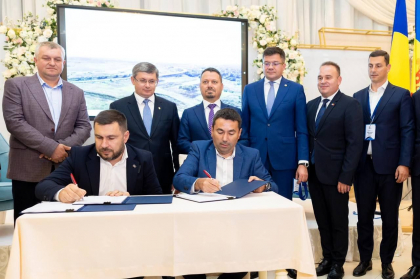 Moment istoric la Ungheni: A fost semnat contractul de construcție a primului pod nou peste Prut. Iată cum va arăta - FOTO