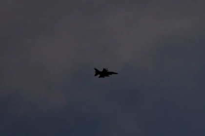  Israelul atacă ținte Houthi din Yemen. Explozii puternice în portul Al Hudaydah - VIDEO