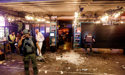 Ultima oră. O moldoveancă, ucisă în atacul terorist din Tel Aviv. Presa română: A lăsat în urmă un soţ şi o fiică de doar 6 ani Ultima oră. O moldoveancă, ucisă în atacul terorist din Tel Aviv. Presa română: A lăsat în urmă un soţ şi o fiică de doar 6 ani