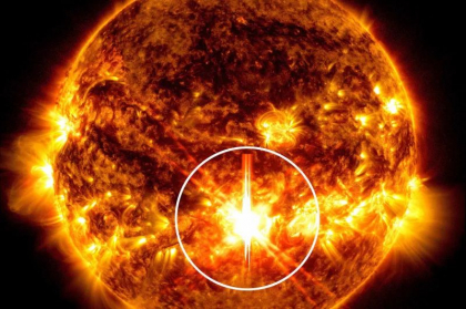 Imagini spectaculoase de la NASA cu cea mai mare erupție solară din ultimii ani - VIDEO Imagini spectaculoase de la NASA cu cea mai mare erupție solară din ultimii ani - VIDEO