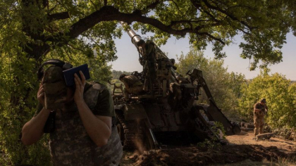 FSB anchetează doi jurnaliști străini care au făcut reportaje în Kursk pentru „trecerea ilegală a frontierei” FSB anchetează doi jurnaliști străini care au făcut reportaje în Kursk pentru „trecerea ilegală a frontierei”