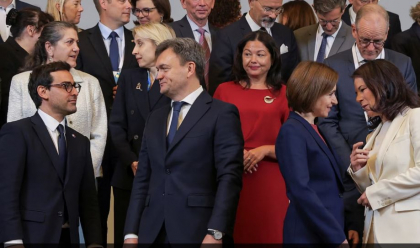 Cât a costat guvernul de la Chișinău primirea „desantului” de înalți oficiali străini înaintea campaniei electorale
Cât a costat guvernul de la Chișinău primirea „desantului” de înalți oficiali străini înaintea campaniei electorale