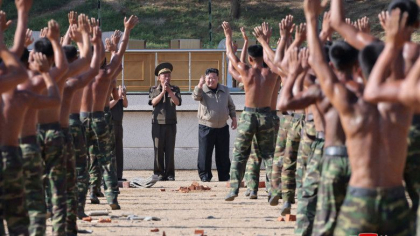 „Batalionul Special Buriația”: 3.000 de militari nord-coreeni vor lupta pentru Rusia în regiunea Kursk împotriva trupelor ucrainene