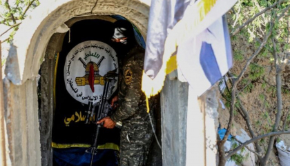 Israelul susține că l-a ucis pe comandantul Hamas care conducea operațiunile cu drone în nordul Gazei
Israelul susține că l-a ucis pe comandantul Hamas care conducea operațiunile cu drone în nordul Gazei
