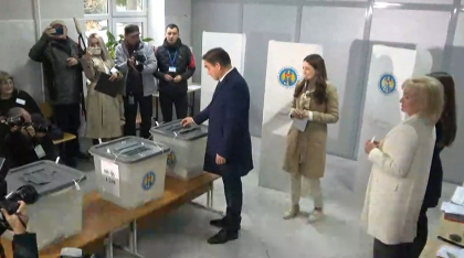 Alexandr Stoianoglo și-a exprimat opțiunea de vot. Candidatul a confirmat că nu a votat la referendum - FOTO/VIDEO