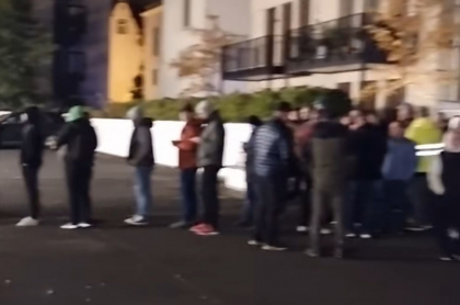 De dimineață s-au format cozi la secțiile de votare din Frankfurt - VIDEO