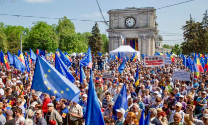 Mesajele de felicitare continuă să vină din partea UE. Ministrul de externe al Letoniei, Baiba Braze: „Moldova poate conta pe sprijinul continuu al Letoniei pentru integrarea sa europeană” Mesajele de felicitare continuă să vină din partea UE. Ministrul de externe al Letoniei, Baiba Braze: „Moldova poate conta pe sprijinul continuu al Letoniei pentru integrarea sa europeană”