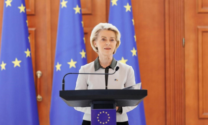 „În fața tacticii hibride a Rusiei, Moldova arată că este independentă.” Mesajul Ursulei von der Leyen în timp ce rezultatele preliminare ale referendumului arată peste 50,40% de „Da” „În fața tacticii hibride a Rusiei, Moldova arată că este independentă.” Mesajul Ursulei von der Leyen în timp ce rezultatele preliminare ale referendumului arată peste 50,40% de „Da”