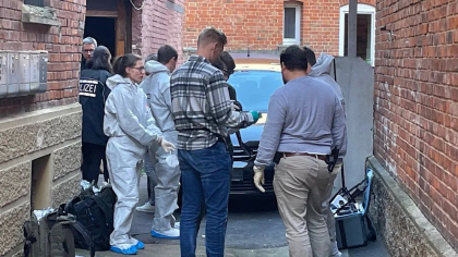 Caz șocant în Germania. Un român este acuzat că și-a ucis iubita și apoi i-a zidit trupul în pereții apartamentului
Caz șocant în Germania. Un român este acuzat că și-a ucis iubita și apoi i-a zidit trupul în pereții apartamentului
