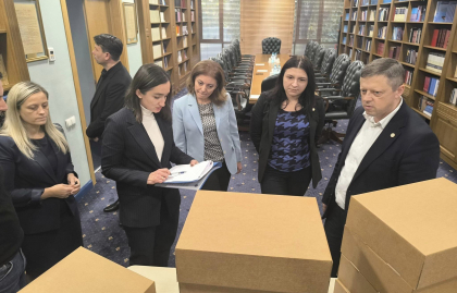 CEC a prezentat Curţii Constituționale documentele pentru confirmarea rezultatelor referendumului - FOTO