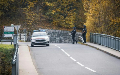 Atac armat în Austria: Două persoane, printre care primarul localității, împușcate mortal. Suspectul este liber, iar poliția avertizează că este extrem de periculos
