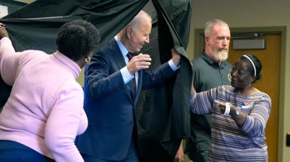 Joe Biden a votat anticipat în Delaware după ce a stat la coadă timp de 40 de minute Joe Biden a votat anticipat în Delaware după ce a stat la coadă timp de 40 de minute