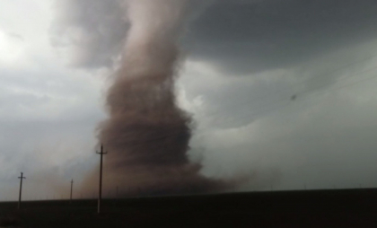Momentul în care o tornadă a măturat mai multe zone din Spania, afectate și de inundații - VIDEO