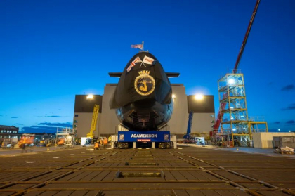 Incendiu uriaș la șantierul naval unde se construiesc submarinele nucleare ale Marii Britanii Incendiu uriaș la șantierul naval unde se construiesc submarinele nucleare ale Marii Britanii