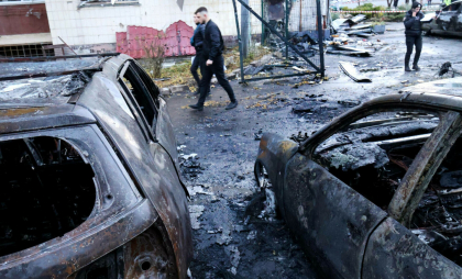 Un copil de 11 ani a murit, iar alte 29 de persoane au fost rănite în bombardamentele ruseşti la Harkov Un copil de 11 ani a murit, iar alte 29 de persoane au fost rănite în bombardamentele ruseşti la Harkov