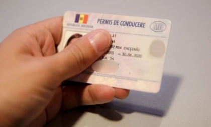 Din șofer, în pieton. Un bărbat a rămas fără permis de conducere, după ce a ieșit repetat pe contrasens 