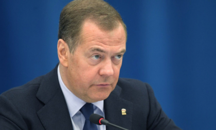 Medvedev amenință SUA: Evitaţi al Treilea Război Mondial Medvedev amenință SUA: Evitaţi al Treilea Război Mondial