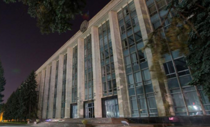 Reacția Guvernului, după mulțimea de alerte cu bombă la secțiile de votare: „Suntem pregătiți pentru încercări de destabilizare”