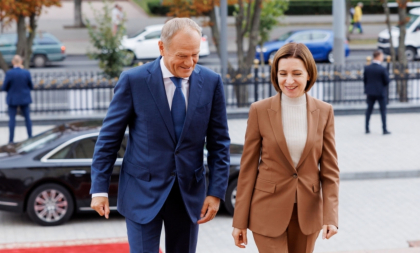 Premierul Poloniei, Donald Tusk: „În ciuda imixtiunii agresive a Rusiei, Maia Sandu a învins cel mai probabil favoritul Moscovei” Premierul Poloniei, Donald Tusk: „În ciuda imixtiunii agresive a Rusiei, Maia Sandu a învins cel mai probabil favoritul Moscovei”