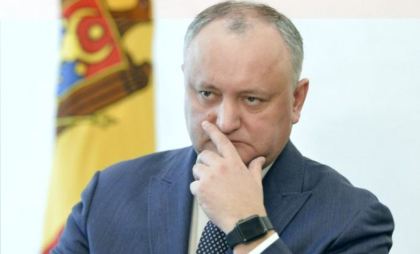 Igor Dodon, principalul susținător al lui Stoianoglo, a oferit prima sa reacție pentru presa rusă după rezultatele preliminare. A numit-o pe Maia Sandu „rață șchioapă” Igor Dodon, principalul susținător al lui Stoianoglo, a oferit prima sa reacție pentru presa rusă după rezultatele preliminare. A numit-o pe Maia Sandu „rață șchioapă”