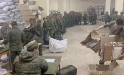 Zelenski: 11 mii de soldaţi nord-coreeni se află deja în regiunea Kursk
Zelenski: 11 mii de soldaţi nord-coreeni se află deja în regiunea Kursk