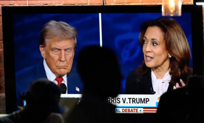Alegeri SUA. Americanii își votează azi noul președinte: Donald Trump și Kamala Harris, într-o cursă dramatică, urmărită de întreaga planetă Alegeri SUA. Americanii își votează azi noul președinte: Donald Trump și Kamala Harris, într-o cursă dramatică, urmărită de întreaga planetă