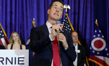 Rezultate alegeri SUA 2024. Republicanii obțin majoritatea în Senat. Un republican din tabăra Trump va fi unul dintre cei mai bogaţi senatori americani Rezultate alegeri SUA 2024. Republicanii obțin majoritatea în Senat. Un republican din tabăra Trump va fi unul dintre cei mai bogaţi senatori americani