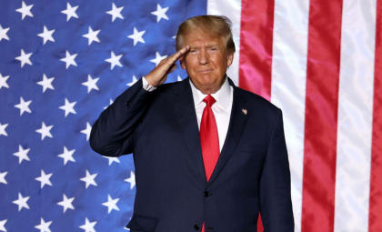 Hollywood-ul reacţionează după victoria lui Trump: „Casa Albă va fi împodobită de un adevărat idiot” Hollywood-ul reacţionează după victoria lui Trump: „Casa Albă va fi împodobită de un adevărat idiot”