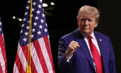 Donald Trump promite o ”armată puternică” a SUA şi sfârşitul războaielor din Orientul Mijlociu şi Ucraina