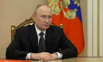Rusia „închiriază” o întreagă armată din Coreea de Nord. 100.000 de militari asiatici ar putea veni să lupte în Europa Rusia „închiriază” o întreagă armată din Coreea de Nord. 100.000 de militari asiatici ar putea veni să lupte în Europa