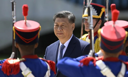 Xi Jinping încheie printr-o vizită de stat în Brazilia un turneu diplomatic ce arată creşterea influenţei Chinei
Xi Jinping încheie printr-o vizită de stat în Brazilia un turneu diplomatic ce arată creşterea influenţei Chinei