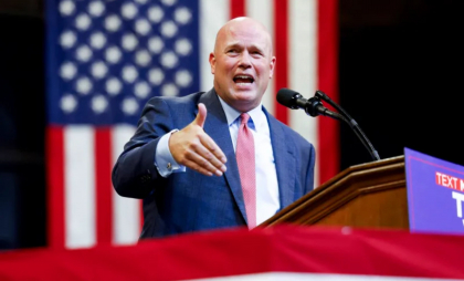 Donald Trump a decis pe cine trimite ambasador la NATO: unul dintre fidelii săi, Matthew Whitaker Donald Trump a decis pe cine trimite ambasador la NATO: unul dintre fidelii săi, Matthew Whitaker