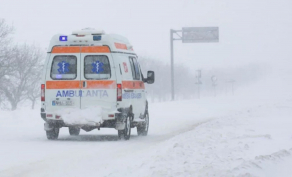 Aproape 20 de persoane au avut de suferit în urma accidentelor produse ieri din cauza condițiilor meteo. 12 dintre acestea au ajuns la spital. Detaliile CNAMUP Aproape 20 de persoane au avut de suferit în urma accidentelor produse ieri din cauza condițiilor meteo. 12 dintre acestea au ajuns la spital. Detaliile CNAMUP